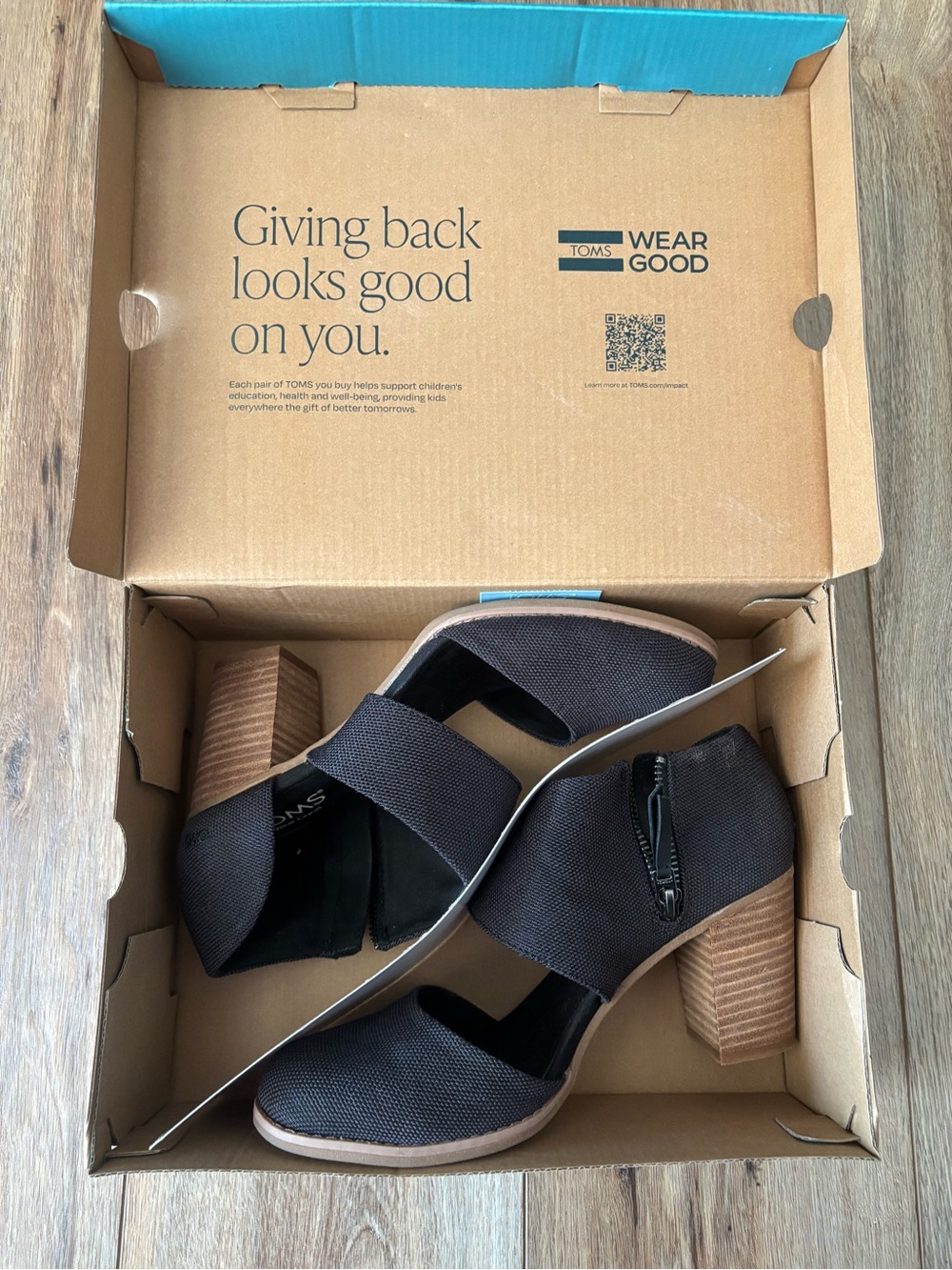 TOMS Women’s Black Cutout Block Heel Sandals with Side Zip